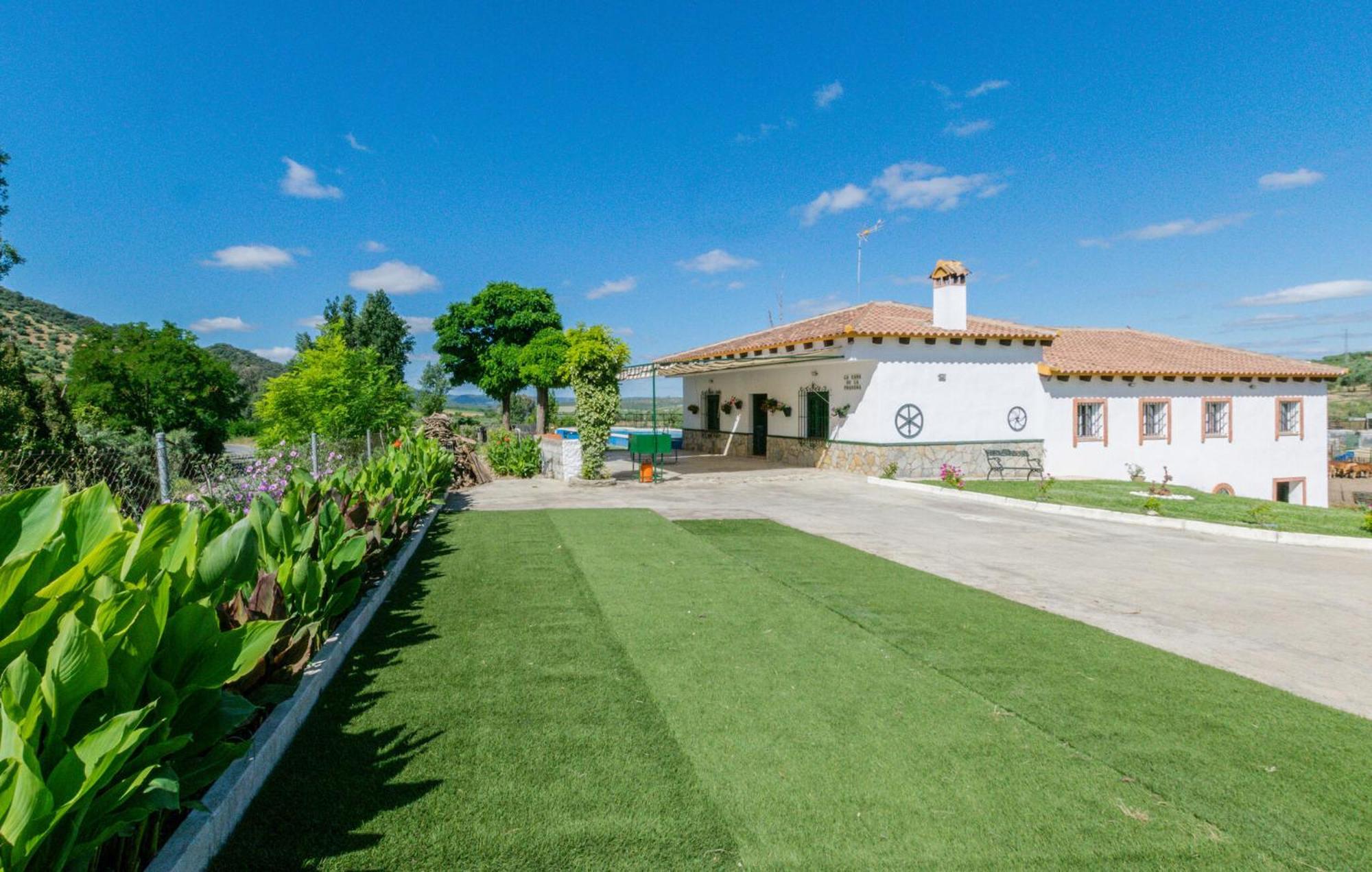 6 Bedroom Amazing Home In La Puebla De Los Infan La Puebla de los Infantes Kültér fotó