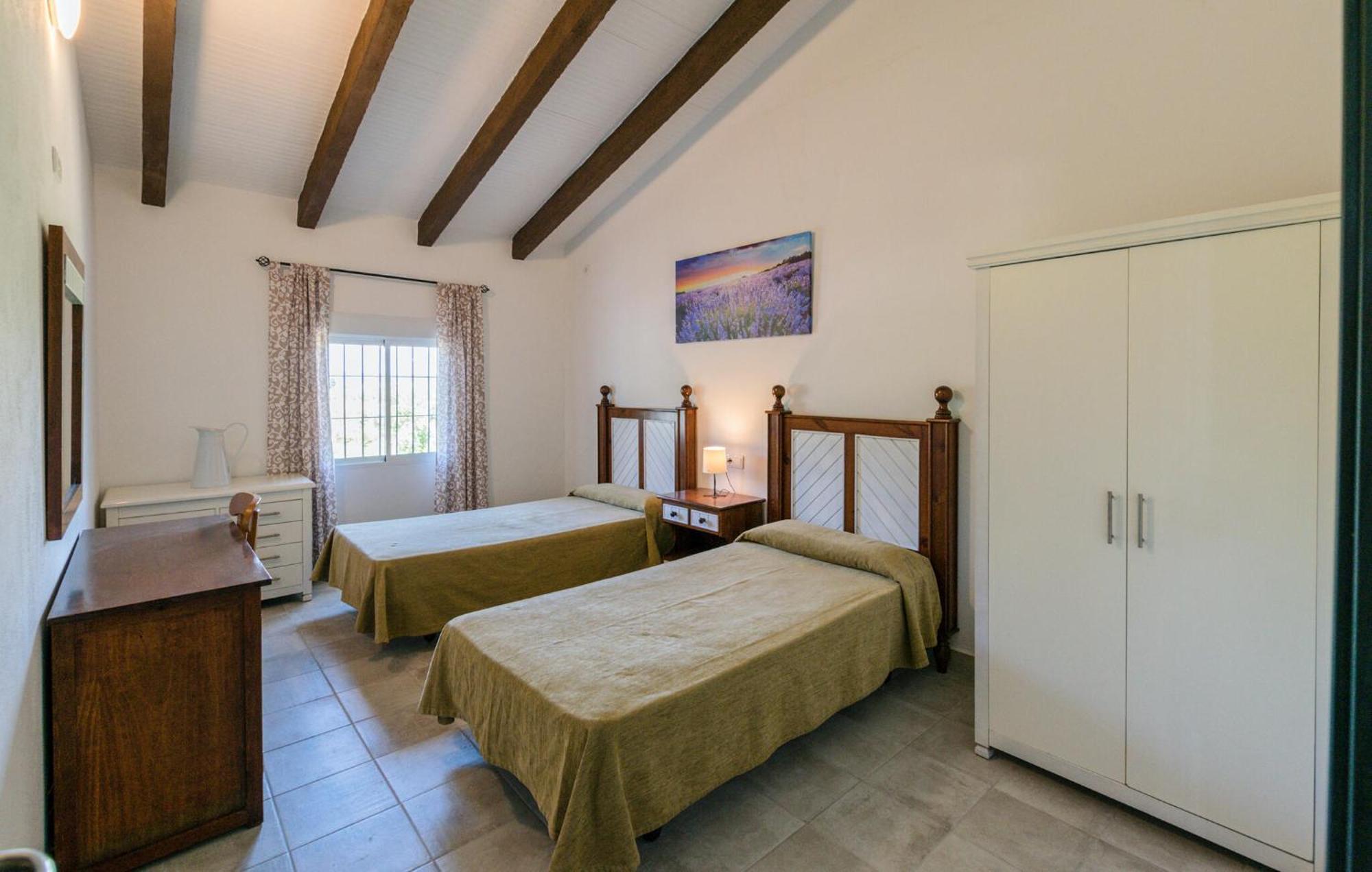 6 Bedroom Amazing Home In La Puebla De Los Infan La Puebla de los Infantes Kültér fotó
